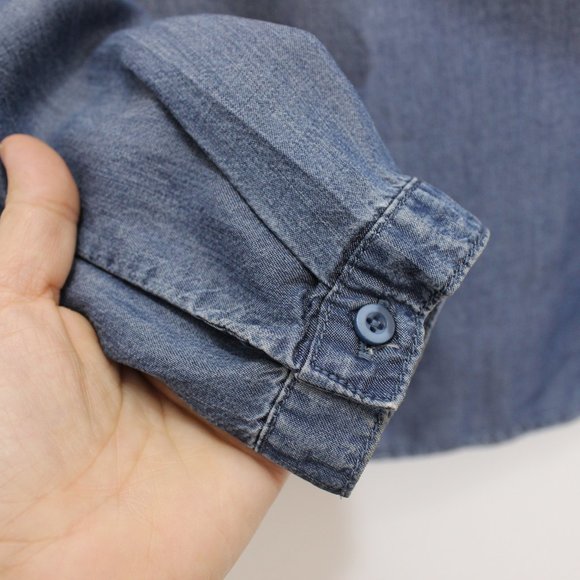 CLOTH & STONE Chambray Lyocell Pullover To… - Picture 4 of 5